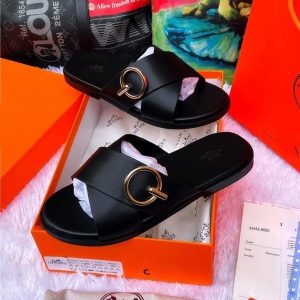 Classic men's slippers
