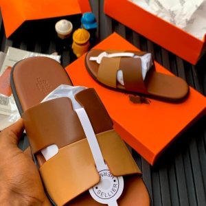 Classic men's slippers
