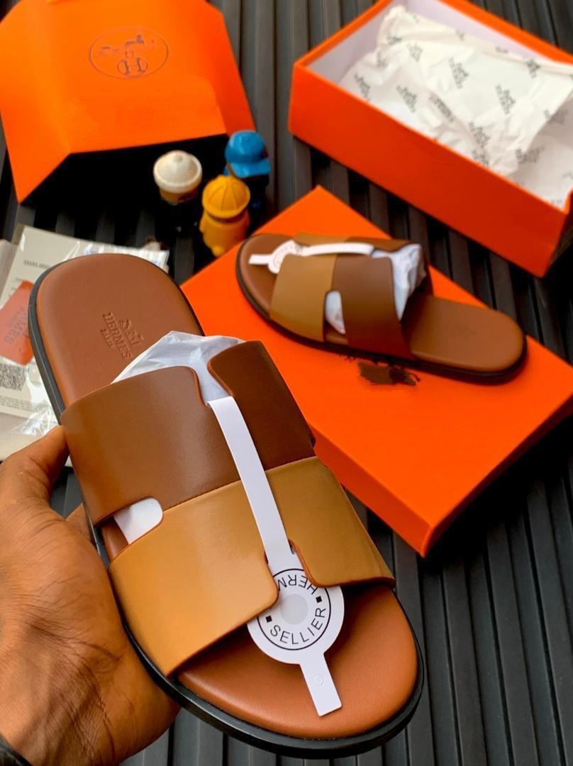 Classic men's slippers